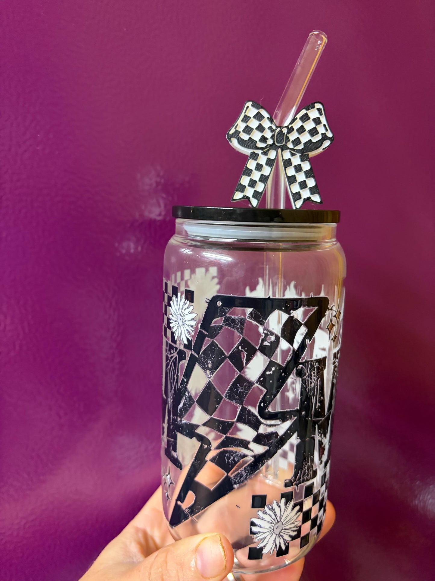 Mama Bolt Glass Can